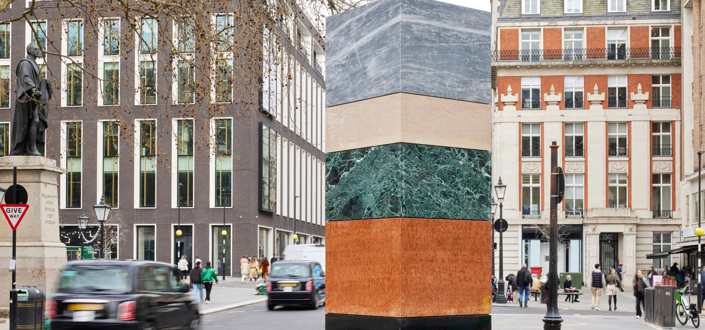 statue_monument_resto_picture_1_alt