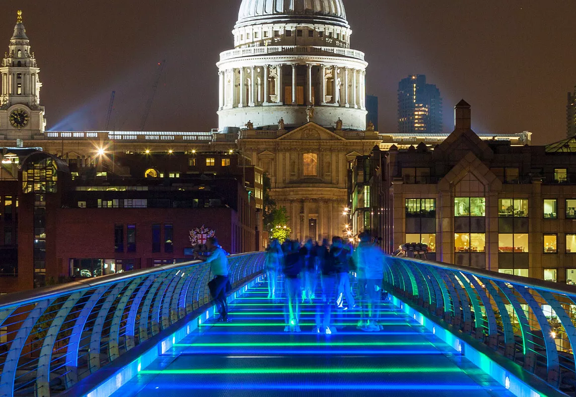 hls_me_2_picture_4_alt